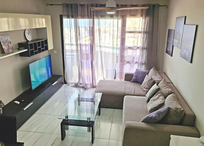 - Sea View Apartment *