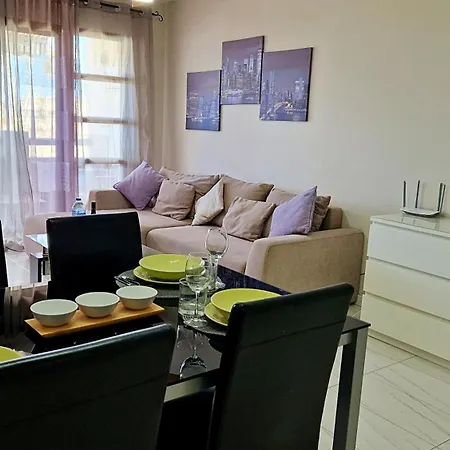 - Sea View Адехе