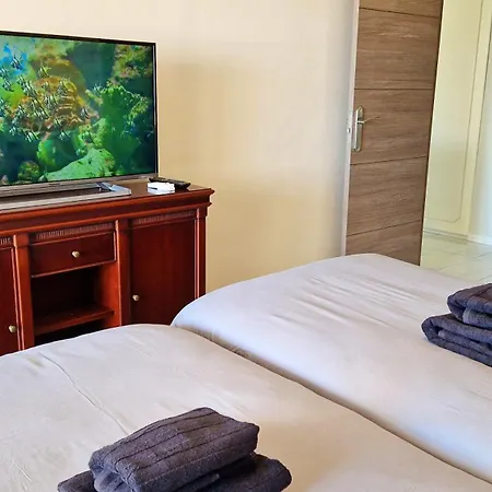 - Sea View Costa Adeje (Tenerife)