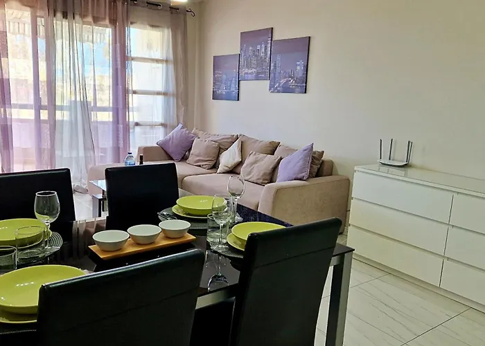 - Sea View Адехе