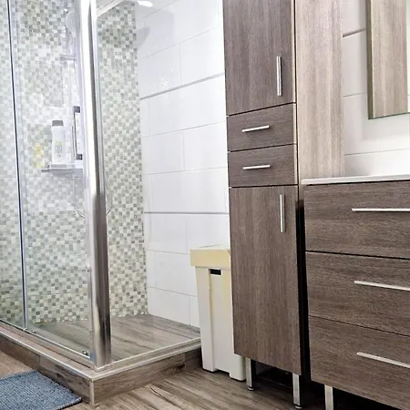 - Sea View Costa Adeje (Tenerife)