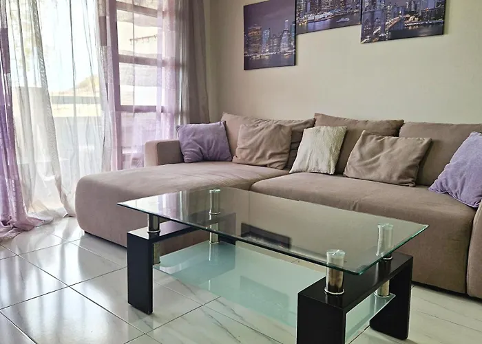 - Sea View Appartement